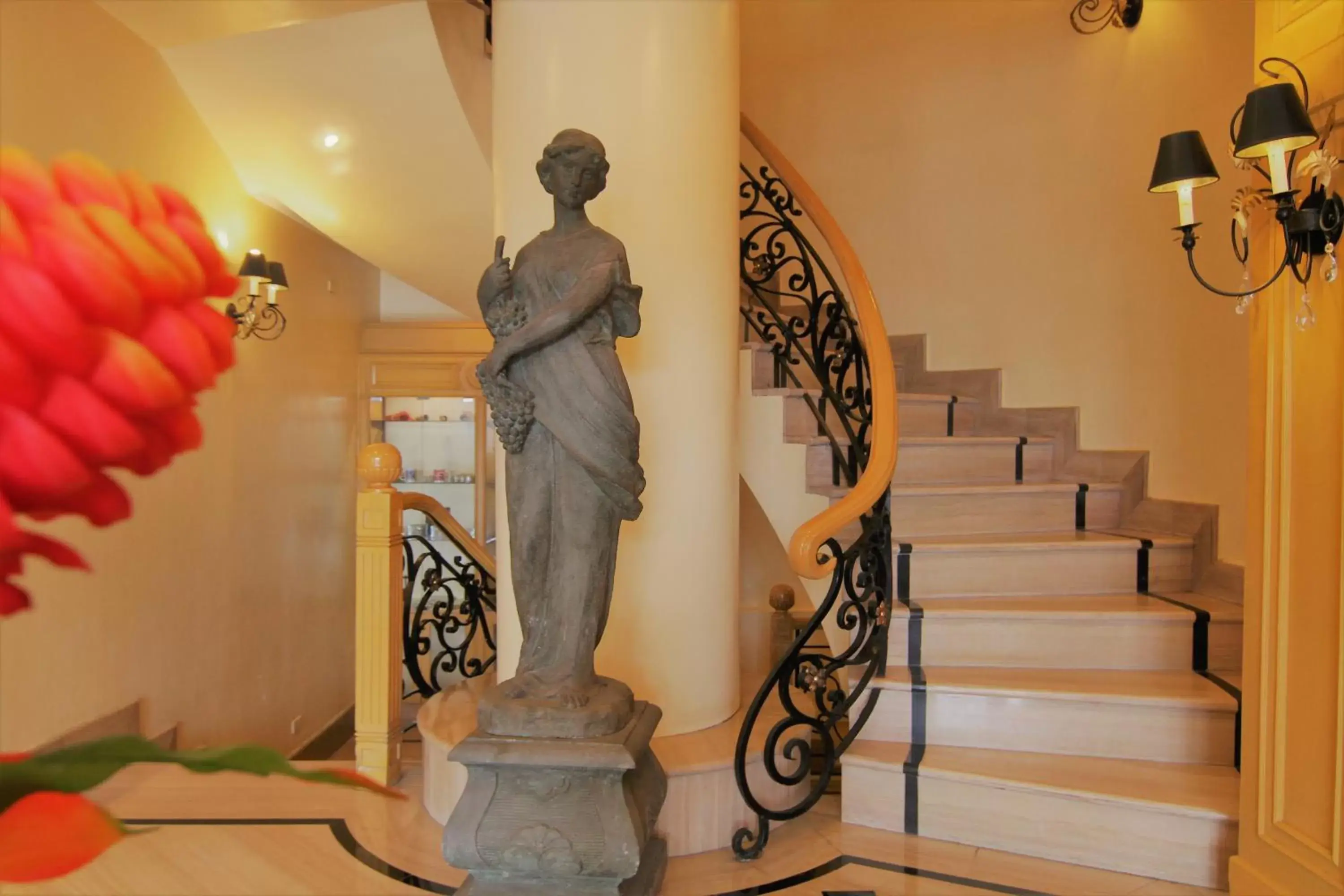 The Grand Dame Hotel